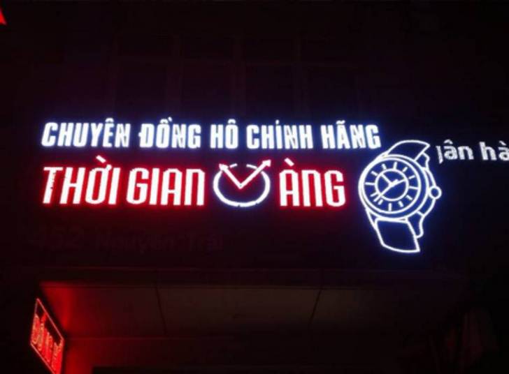 Biển quảng cáo đồng hồ